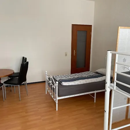 Wohnung, Mit Grill Platz Im Hof *